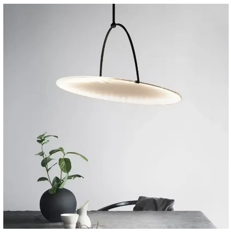 

Nordic style minimalist art UFO LED pendant light, suitable for restaurants and bars GN241TB