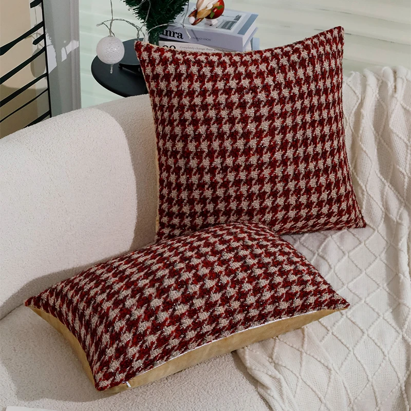 Cushion Cover Christmas Supplies Retro Red Houndstooth Geometric 45x45cm Pillowcase for Indoor Christmas Home Decoration Party