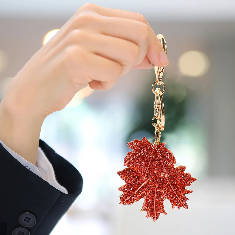 

2pcs Keychains Double Maple Leaf Durable Fine Craftsmanship Kawaii Wallet Decorative Keychains Charm Handbags Car Decorative