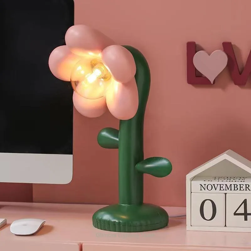 Creative Floral Table Lamp, Ambient Decor Style, Resin & Metal, for Office Bedroom Living Room Kids’ Room,Decoration Gift Light