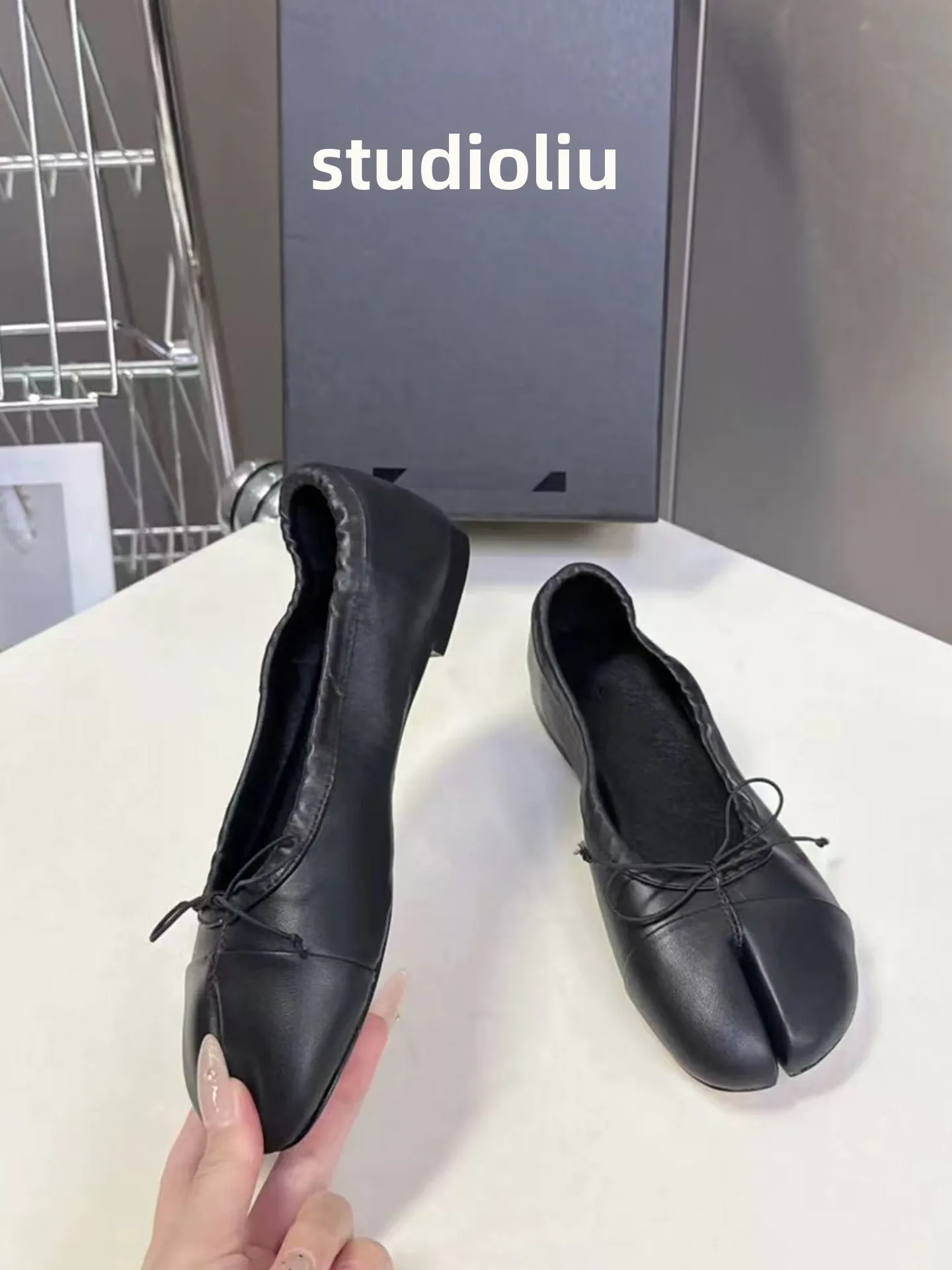 retro-style-leather-ballet-flats-comfortable-slip-on-low-cut-single-shoes-fashionable-versatile-flat-heel-easy-to-wear