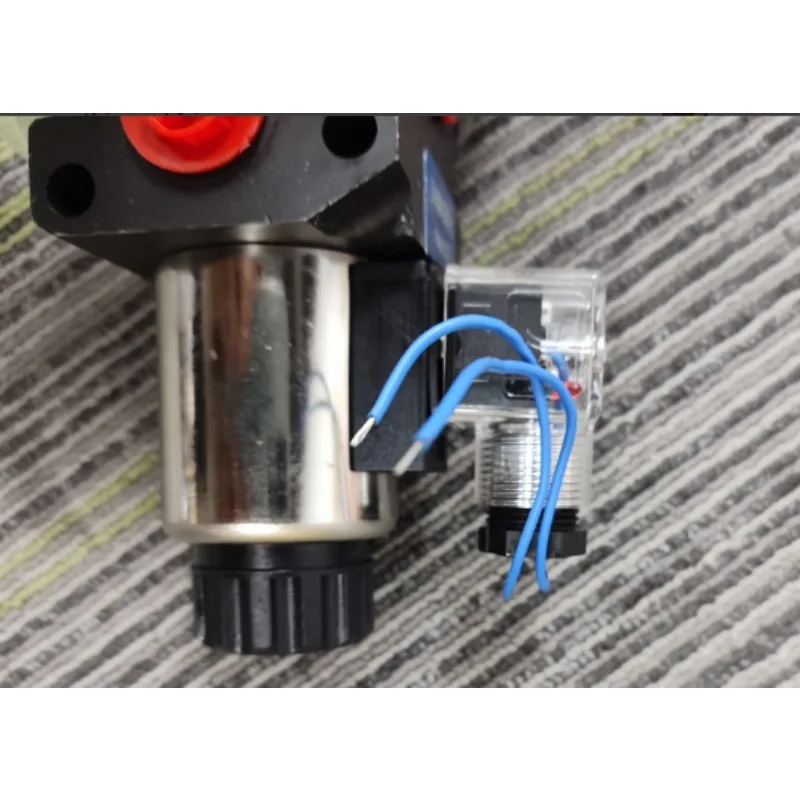 60 Hydraulic Solenoid Directional Control Valve 60L DC24V Switch Spool Selector