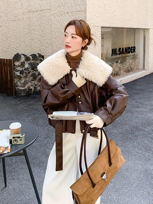 

Короткая пуховая куртка с воротником из овечьей шерсти, женская, модный дизайн, зимняя, теплая, повседневная, свободного кроя, с наполнителем из белого утиного пуха