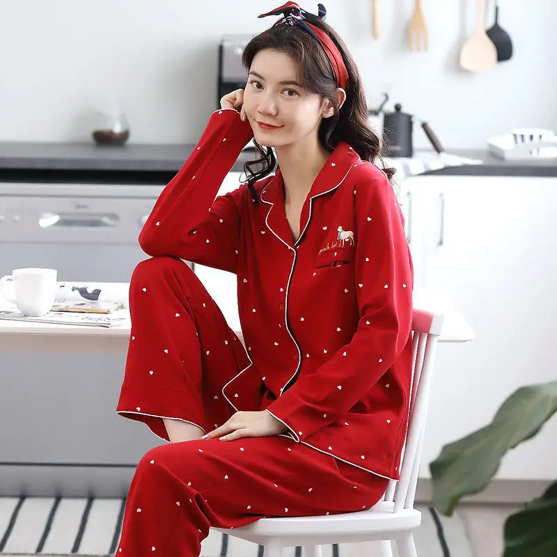 

Comfortable Women's Heart Print Pajama Set Long-Sleeve Button-Up Shirt and Long Pants Breathable Casual Sleepwear Loungewear Pjs