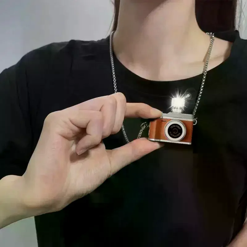 

Mini Camera Wearable Retro Camera 1080P Portable Keychain Camera For Outdoor Travel Vlog Gifts For Girlfriend Woman Decoration