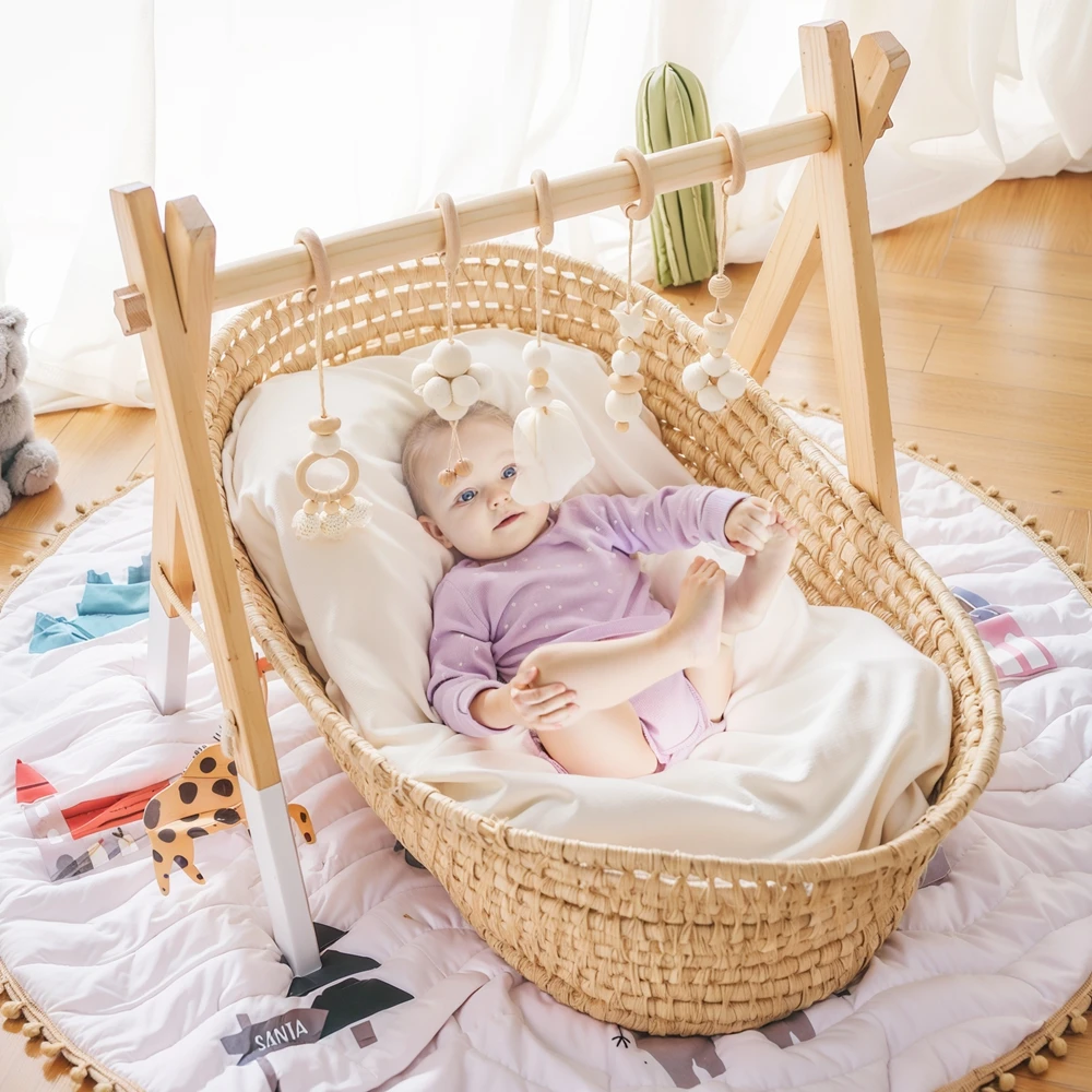 木製ベビーサークル用おもちゃ、ベビーベッド用ハンギングモバイル、動物型ペンダント、ベビーカー用おもちゃ、木製ガラガラ、新生児向け知育玩具