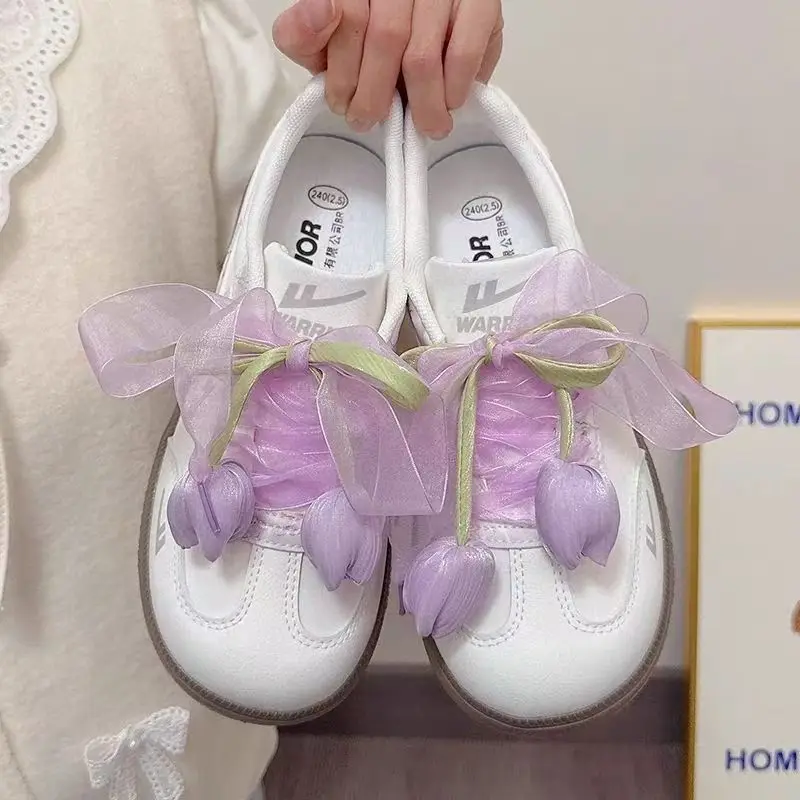 1 pc Beatiful Tulip Shoes Flower Buckle DIY Ornaments Men Women Personality DE Training Shoes Decorative Shoelaces Accessories