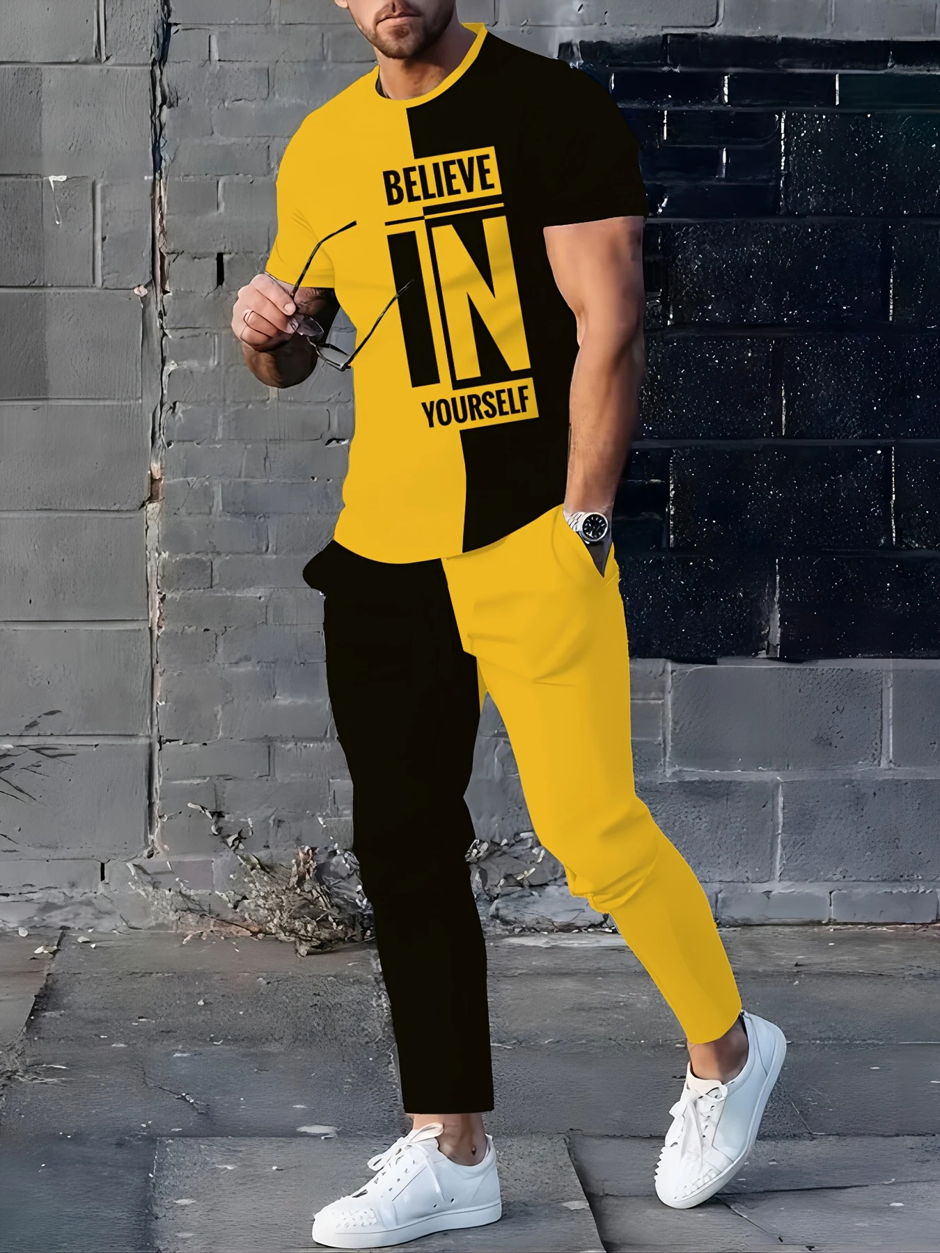 

The New Men'S Set For Summer 2025 Featuring 3D Letter Prints, Is A Street Fashion Sporty Casual Simple And Comfortable Style