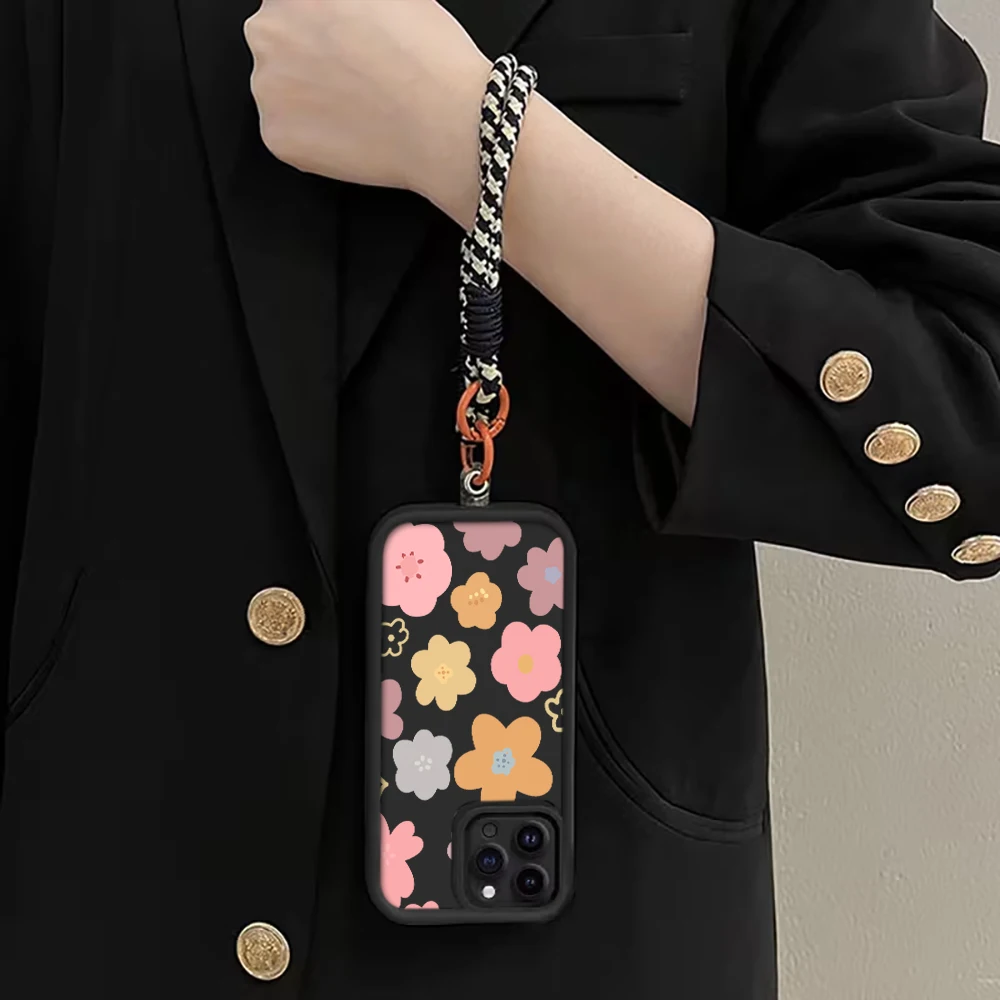غطاء هاتف بحزام مزين بزهور الم - مراجعة Phone Cases With Straps وسعره