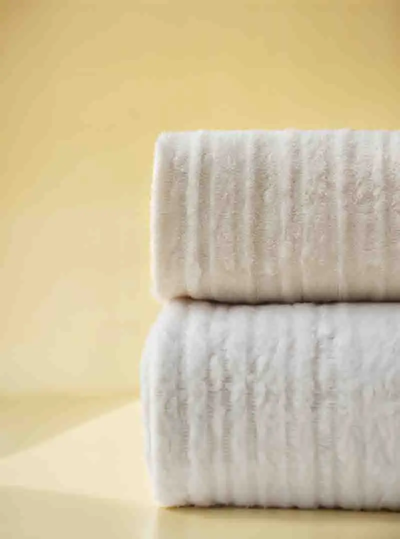 

Черные женские спортивные леггинсы телесного цвета с вышивкой для бега, свободные ботинки в клетку, матовые, с v-образным вырезом, красивые джеггинсы, пышные пуш-ап