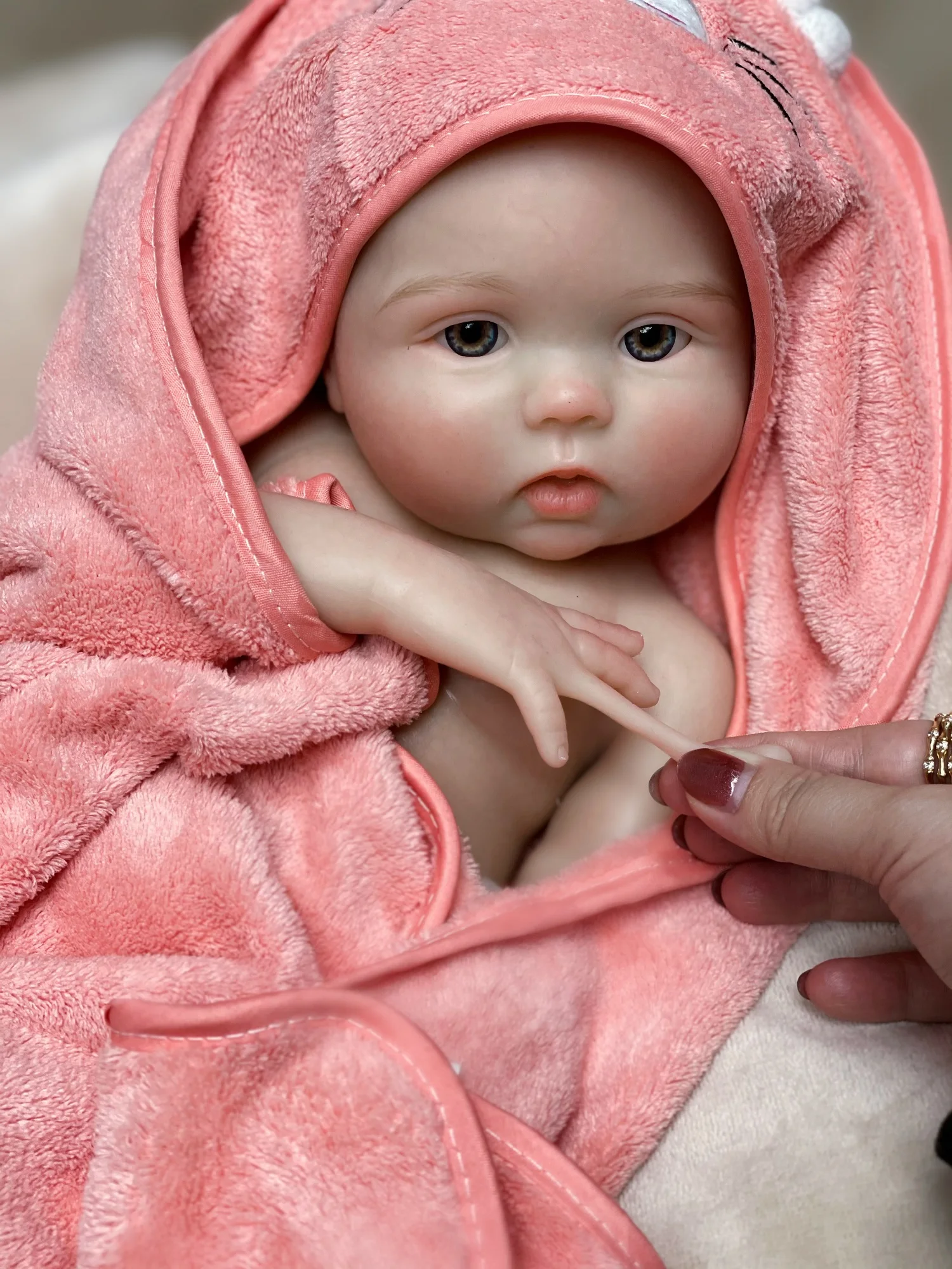 45cm Painted Bebe Reborn Girl Full Body Solid Silicone Reborn Doll Soft Touch Lifelike Realistic Newborn Baby Girl For Family's