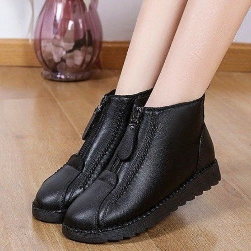 New 2024 Women\'s Real Leather Ankle Boots Thick Bottom Plush Shoes Women Winter Warm Shoes Fashion Cool Footwear