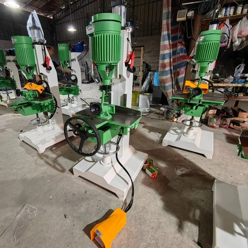 Heavy-duty square drill drilling and slotting machine Woodworking drilling machine