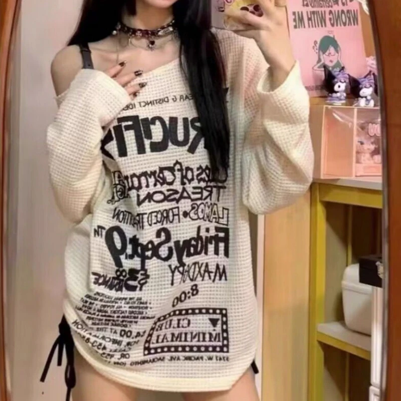 Letter printed off shoulder long sleeved shirt for spring and summer 2024 new loose top  crop top women