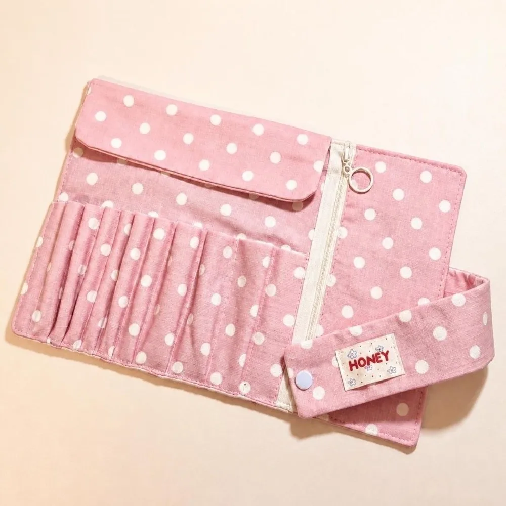 Polka-Dot Makeup Brush Roll Pouch 10-Slot Foldable Cosmetic Brush Organizer Roll-Up Lightweight Makeup Brush Bag Travel Storage