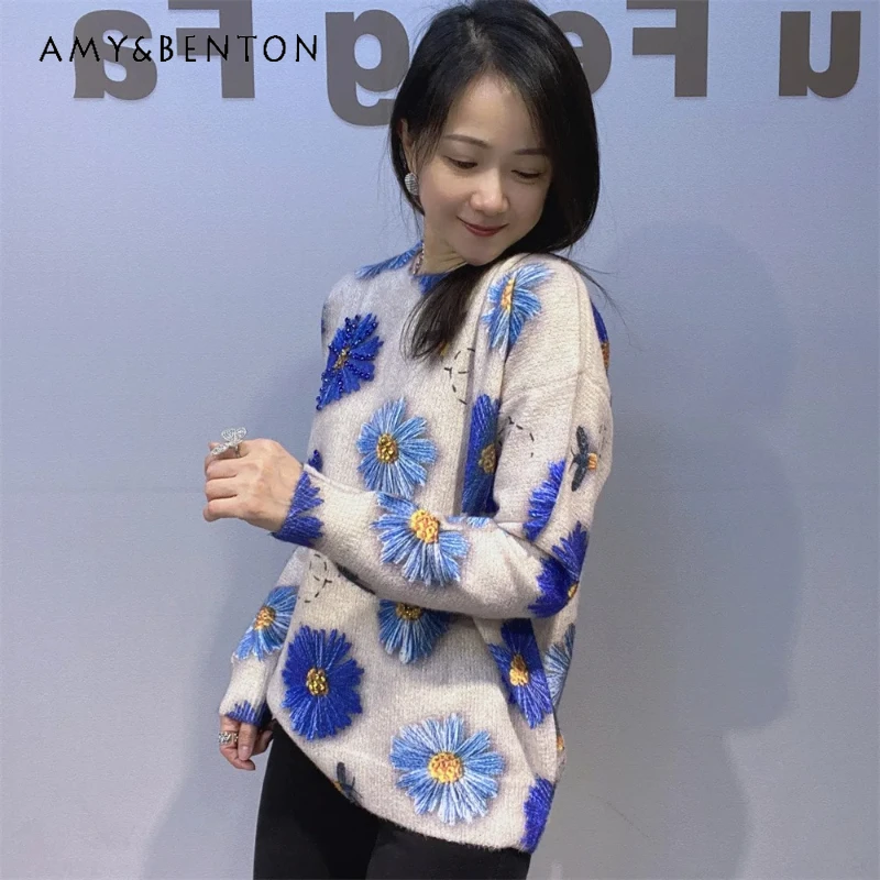 

Зима 2025 года, новый популярный дизайн, женский вязаный свитер для тяжелой промышленности, теплый трикотаж с длинными рукавами и круглым вырезом с 3D цветами для женщин