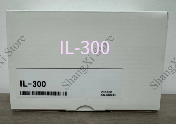 1PCS Brand New IL-300 IL300 Multifunction Transmitter Fast Delivery