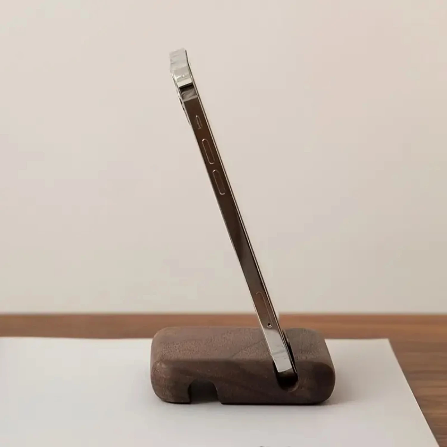 

Solid Wood Mini Desktop Phone Holder Portable Universal IPad Phone Dock
