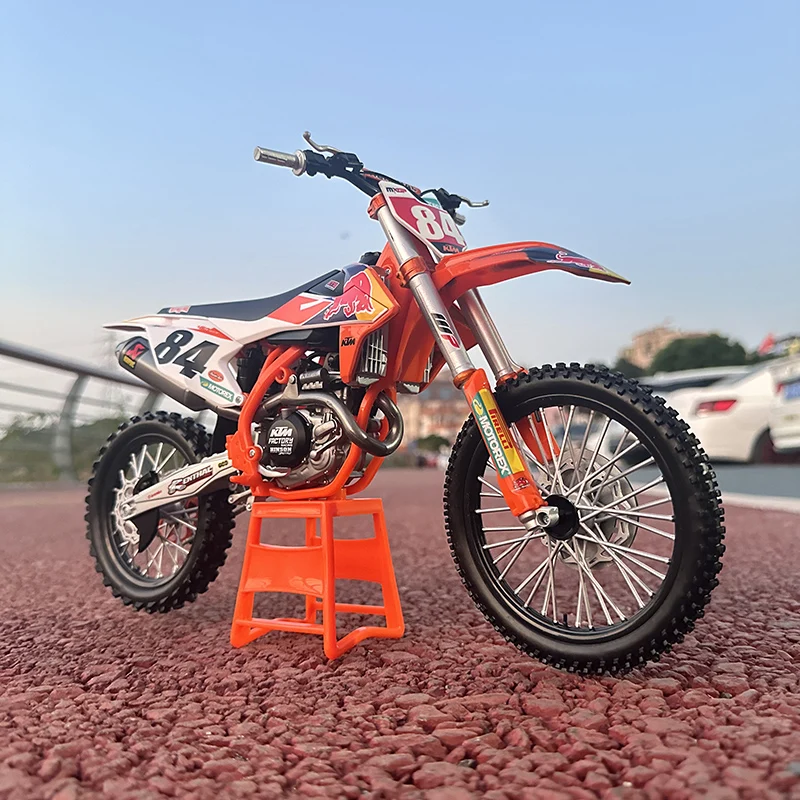 

Maisto 1:6 2018 KTM 450 SX-F Factory Edition 84, модель легкового гусеничного гоночного мотоцикла, металлическая спортивная модель мотоцикла, детские игрушки, подарок