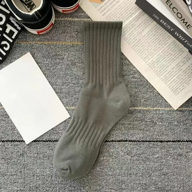 5 pairs of autumn winter thick thread anti odor sweat absorbing breathable mid tube socks sports thick solid color casual socks