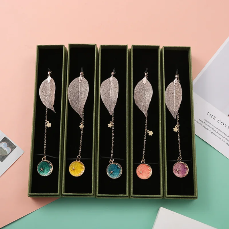 Golden Leaves Round Starry Sky Bookmark Fun Student Label Book Mark Page Folder Markers Office School Supplies Korea Stationery