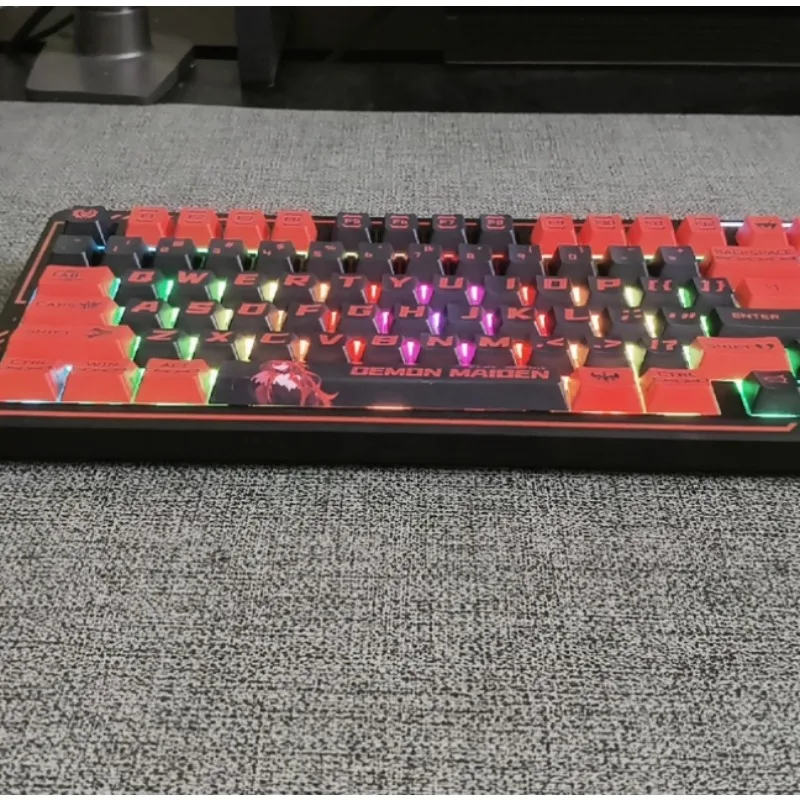 

Лидер продаж Kezhi G68SE киберспортивный магнитный переключатель на заказ клавиатура игровой настольный компьютер проводной регулируемый RT значение 0,01