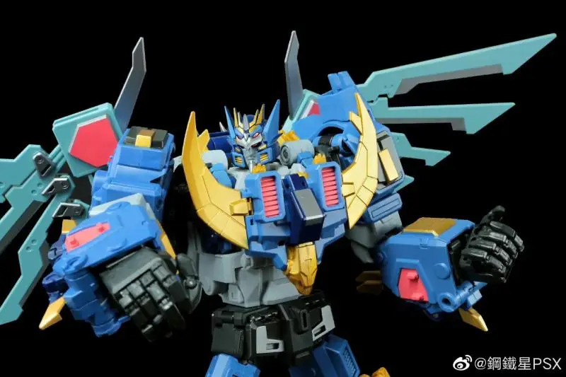 in stock MMC R-42 IDW Deathsaurus Transforming Toys Action Figure