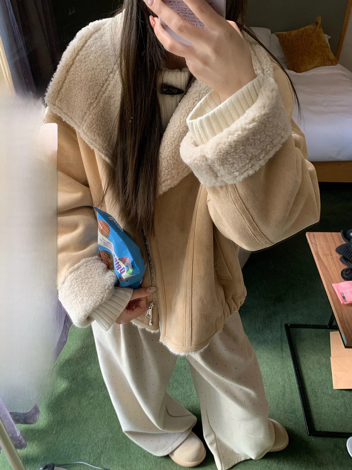 

Aeronline IRO Women's ort Jaet Stand Collar Lamb Fur Simulation Suede Outerwear Casual Loose Fit Long Sve Zipper