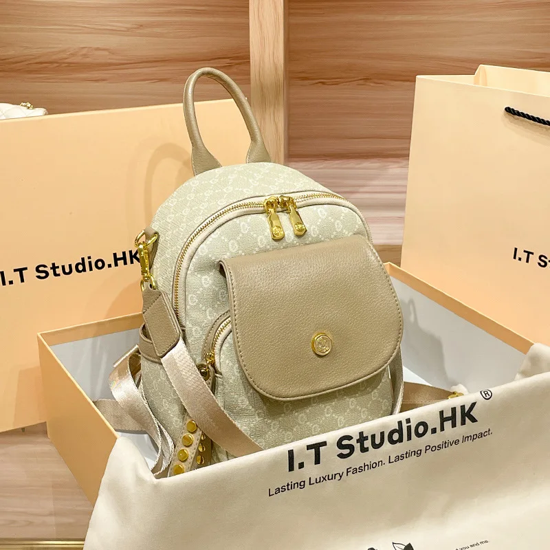 

Best Vintage Leather Clutch Bag for Superstar Show with Simple Elegant Style and High-End Craftsmanship