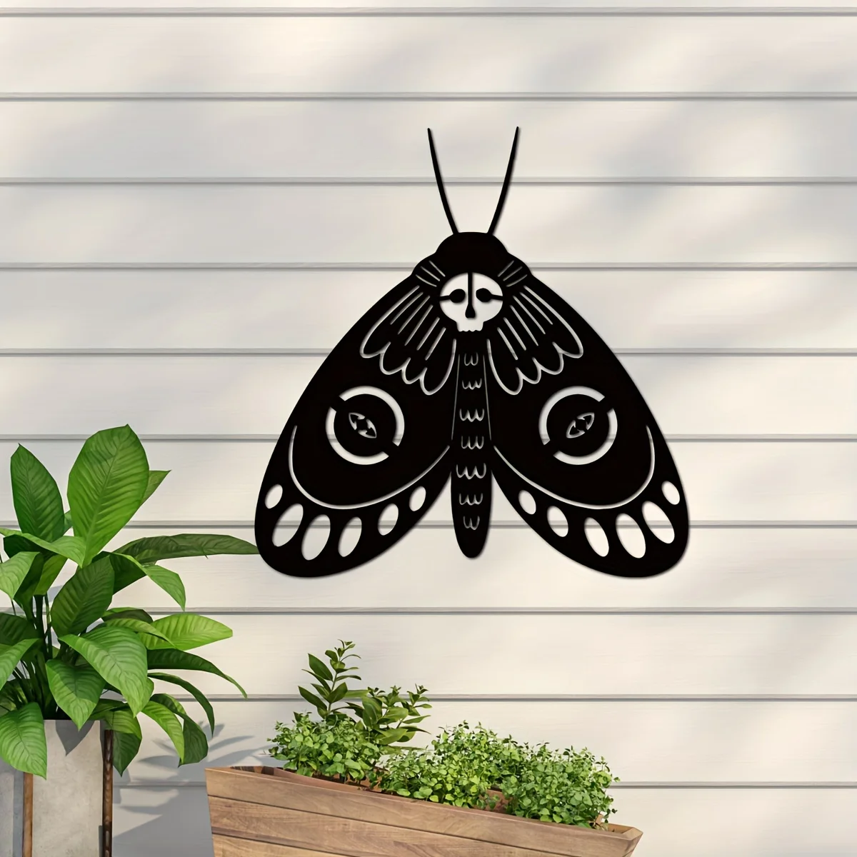 

1pc Death's Head Moth Metal Wall Art , Gothic Metal Wall Art, Home Indoor Decoration Metal Wall Art Decoration