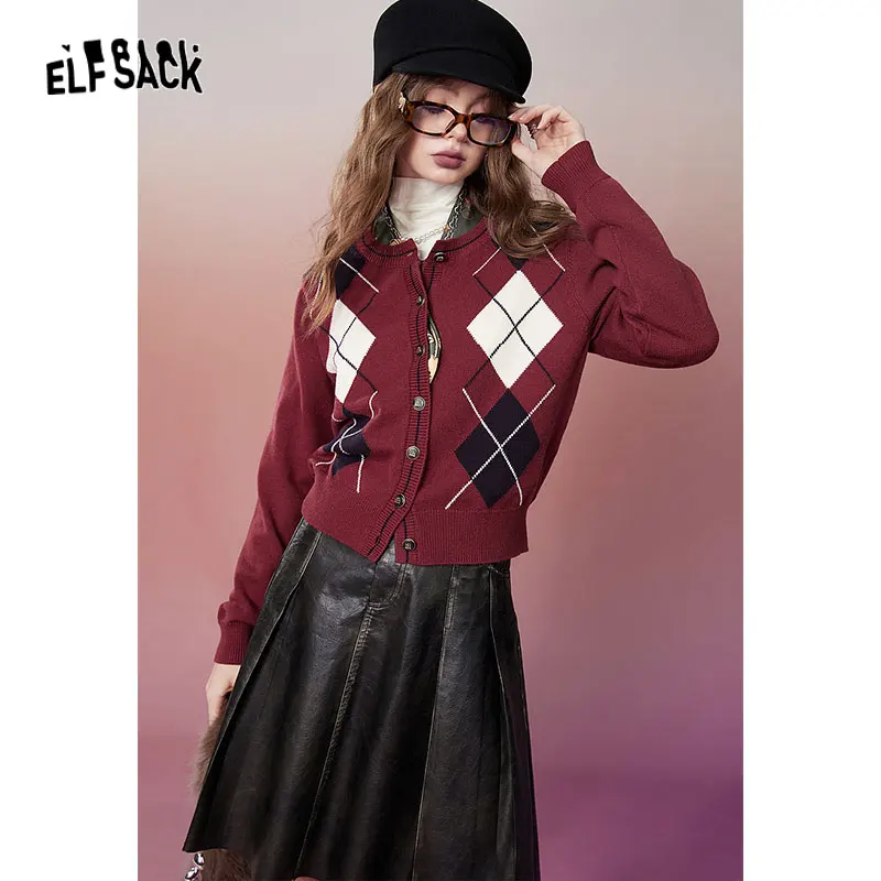 ELFSACK Christmas 2000s Retro Sweater Women 2023 Winter New Korean Fashion Tops