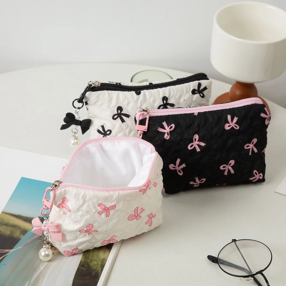 MINI Makeup Bag for Women Quilted Travel Cosmetic Bag Girls' Make Up Organizer Portable Little Bow Makeup Pouch