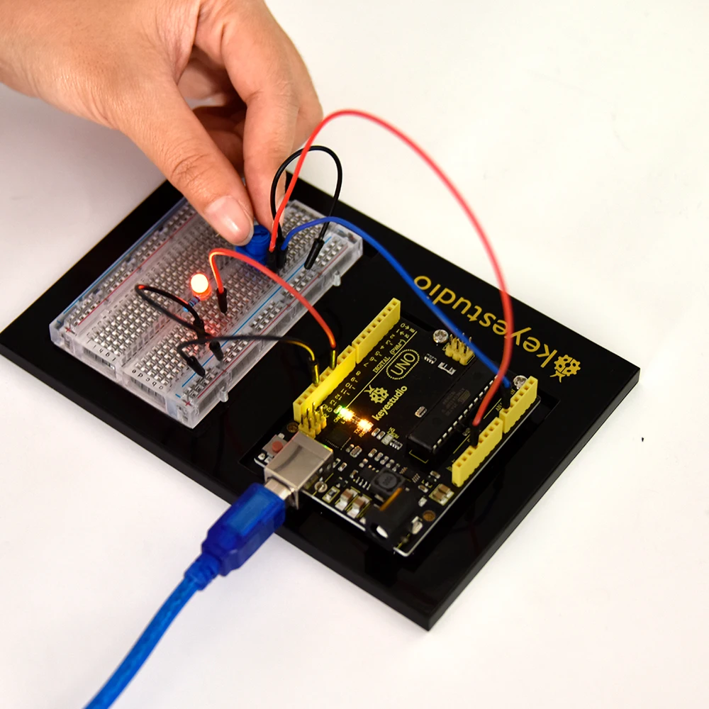 Picture 5: Keyestudio Complete REV4 Robot Car Starter Kit For Arduino UNOR3 Little Inventor All-in-One Programming Learning Starter Kit