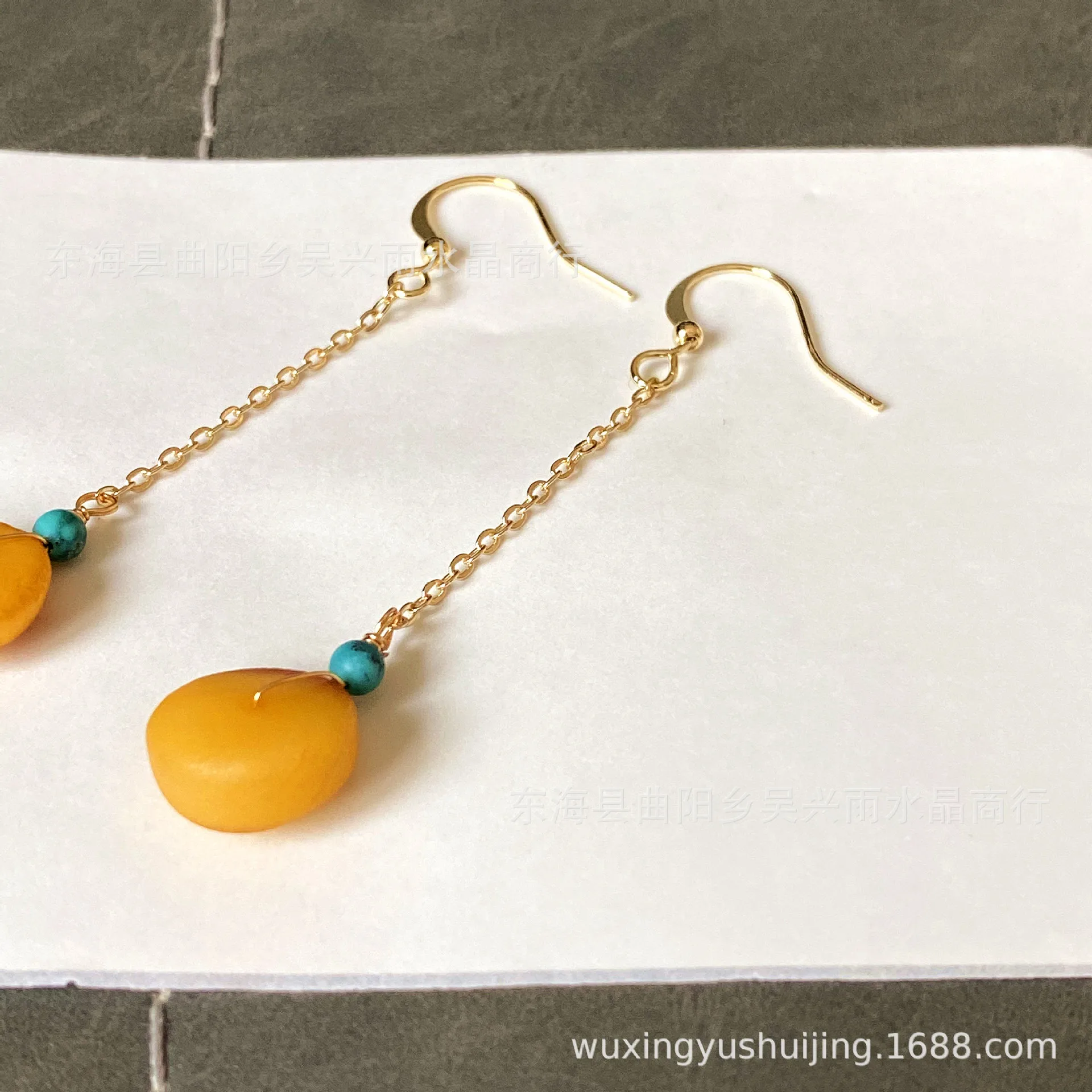 14k Gold Winding Natural Amber Beeswax Old Wax Safety Buckle Earrings Stud