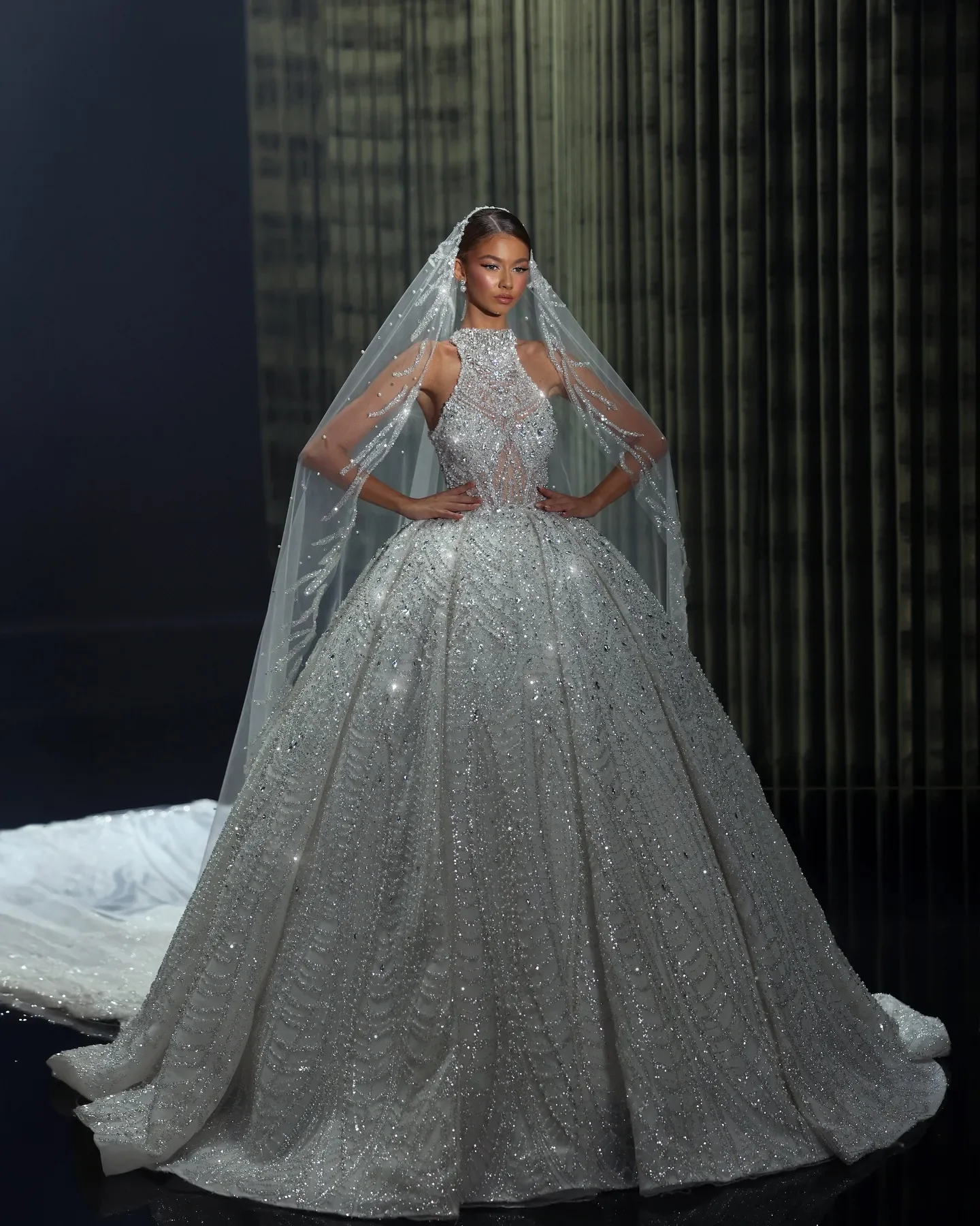 Customized Gorgeous beading crystal Wedding Dresses jewel Sleeveless Bridal Gowns ruched sweep train Plus Size vestido de novia