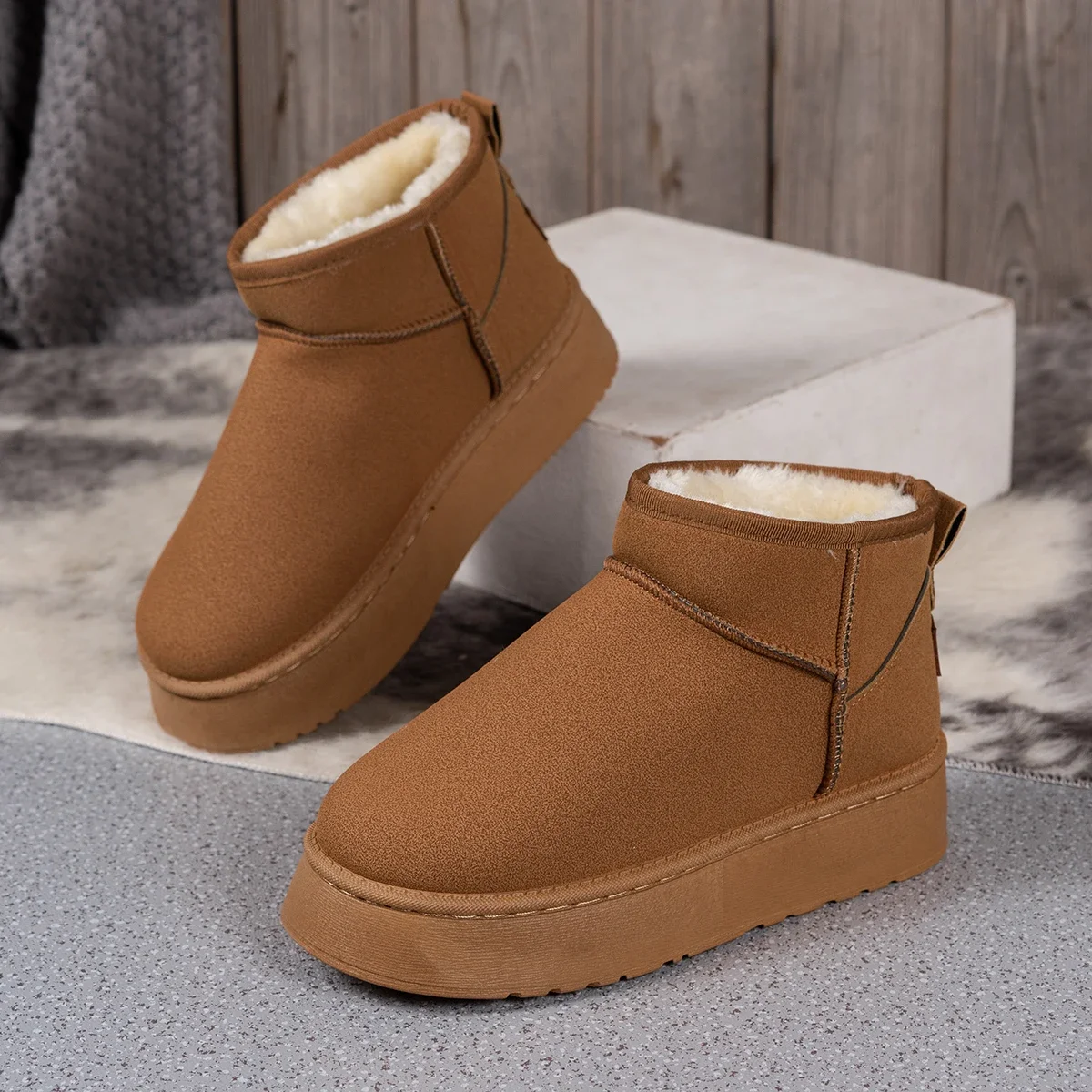 

Pop Thick Plush Platform Snow Boots Women Winter Keep Warm Fur Cotton Shoes Woman Faux Suede Slip-On Ankle Boots