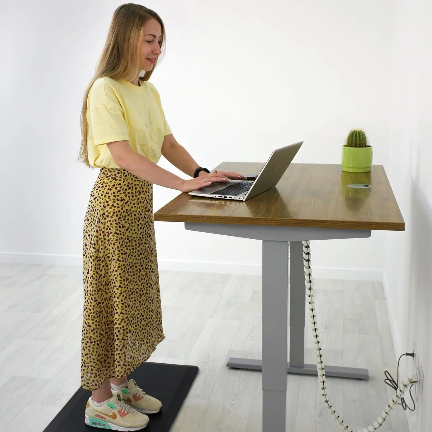 Progressive Desk Standing Desk Electric 48