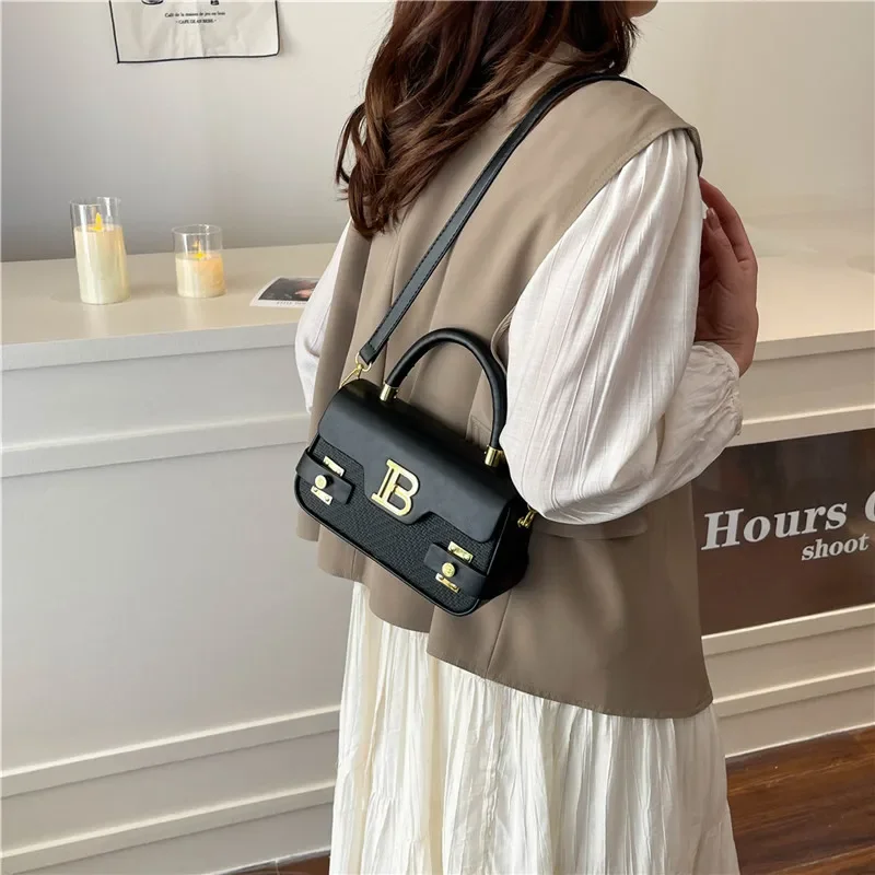 Tas Tote Vintage Bertekstur, Tas Selempang Mewah untuk Wanita, Tas Komuter Chic, Tas Tote Fashion untuk Siang dan Malam, Tas Bahu Minimalis ​