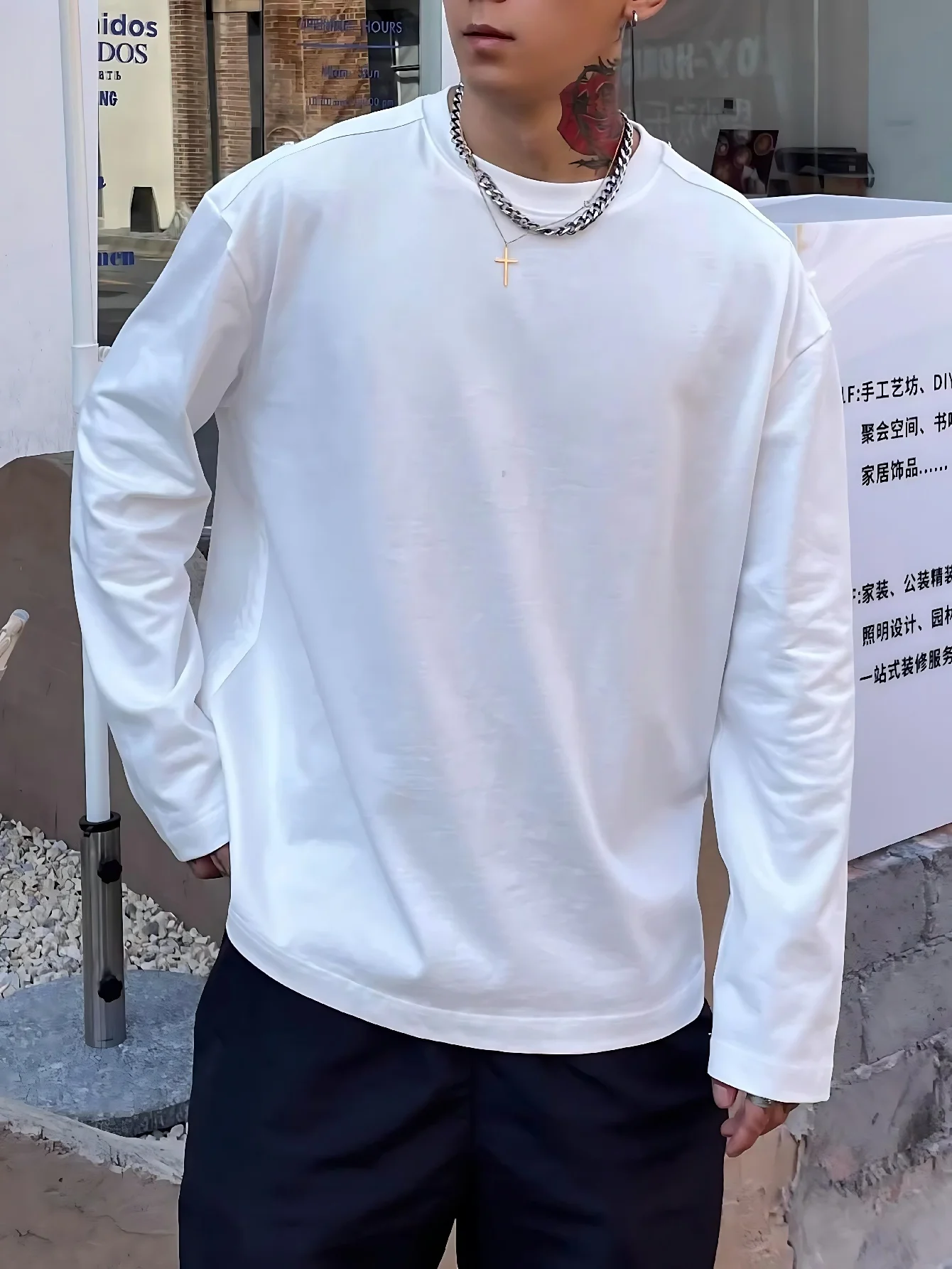 Men's Casual Sporty Soft and Comfortable Crew Neck Long Sleeve Base Layer T-Shirt for Autumn and Winter  Classic and Versatile