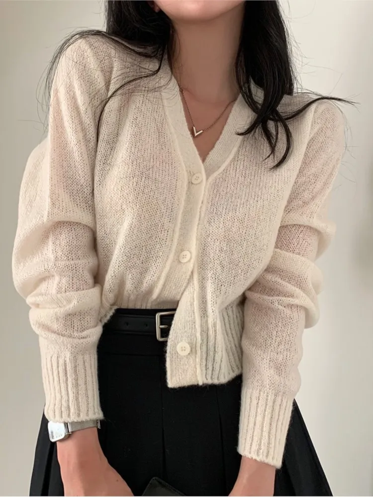 

Autumn Winter Cardigan Women Knitted Gradient V-neck Sweater Sweet Long Sleeve L adies Tops Single Breasted Loose Warm Coat New
