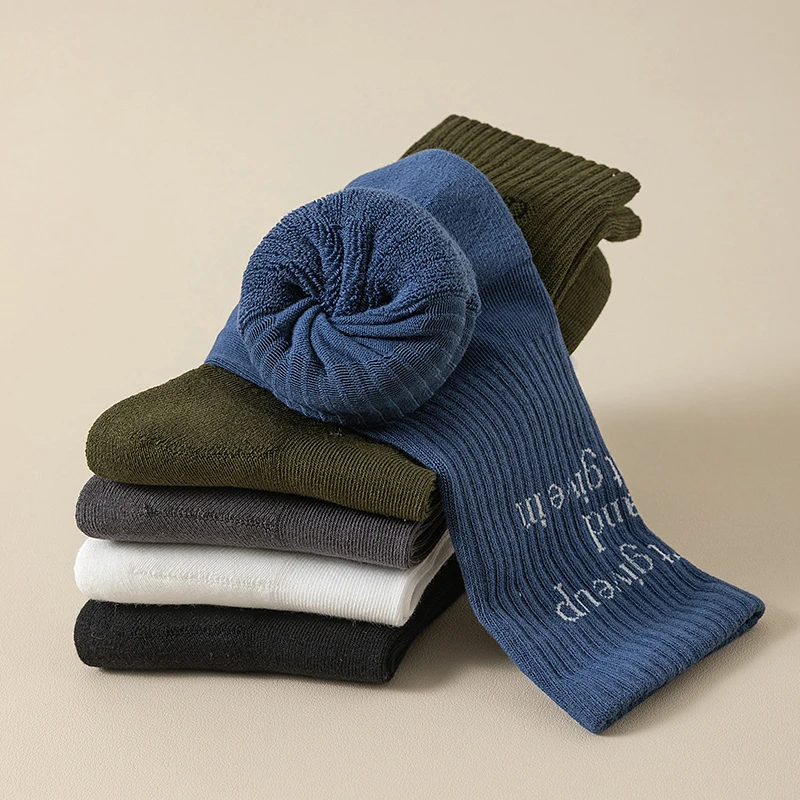 Men Socks Fashion Letter New Breathable Sweat-absorbent Crew Socks Men's Casual Simple Street Elastic Terry Socks Soft Comfy
