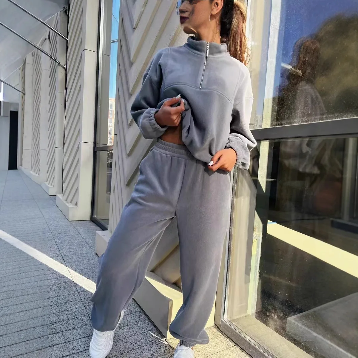 ชุดวอร์มลำลองแบบมีซิปครึ่งตัว ชุดวอร์มแบบมีฮู้ด ชุดวอร์มกางเกงจ็อกเกอร์ทรงเข้ารูป ชุดวอร์มผู้หญิง ชุดลำลองสำหรับออกกำลังกาย