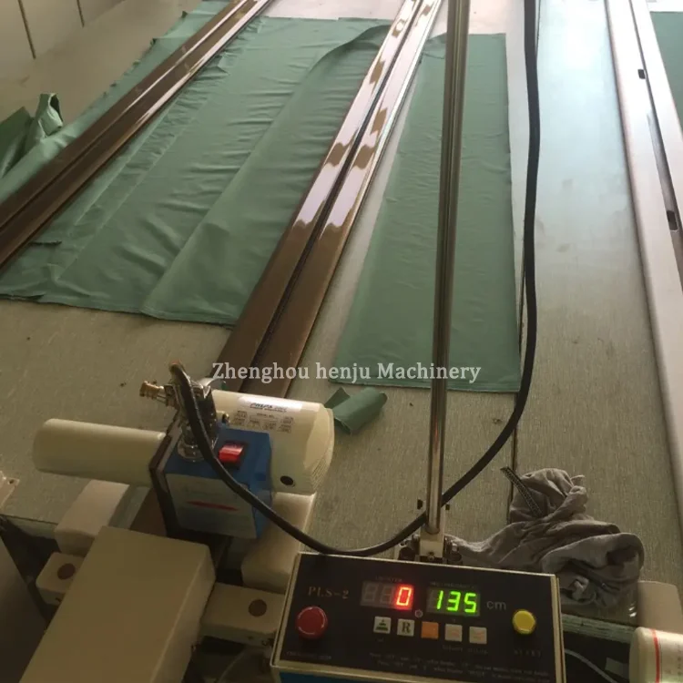 Electric Round Knife Edge Cutter Automated Table Cloth Automatic Fabric End Cutting Machine With 2500mm Long Guide Rail view 6