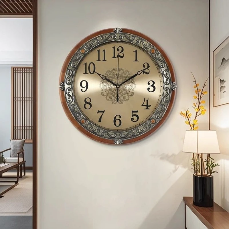 European Wooden Wall Clocks Living Room Decoration Clock Elegant Luxury Art Clock Mechanism Silent Retro Clocks Aesthetic Decor