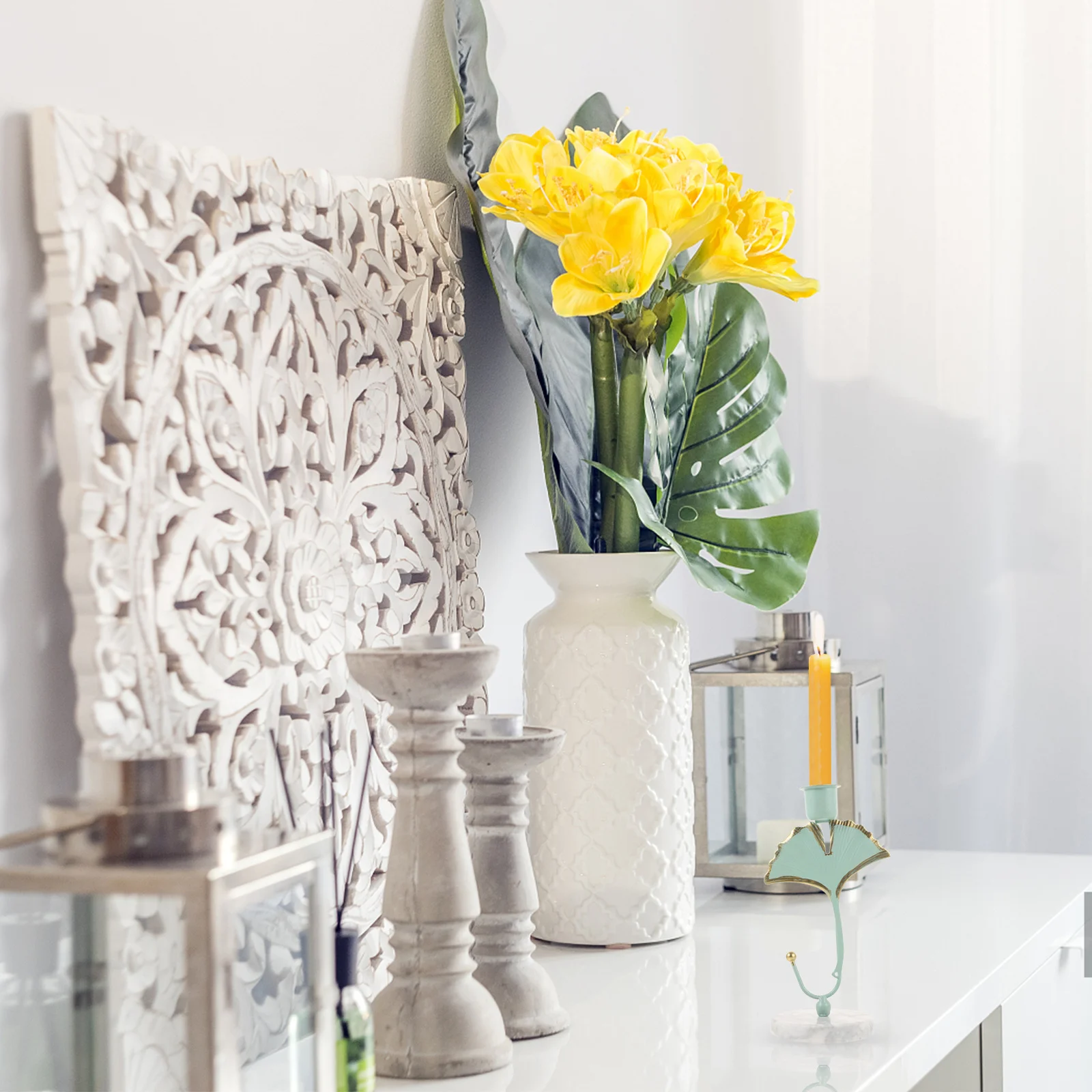 

Iron Art Holder Rust Resistant Decorative Creative Table Centerpiece Wedding Candlestick Holder