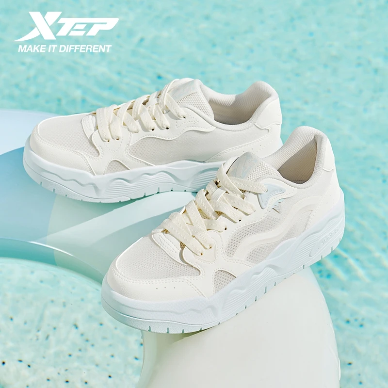 

Xtep Breathable Casual Shoes Fashionable and Versatile Women's Shoes Summer Couple Sports Board Shoes 874218310008