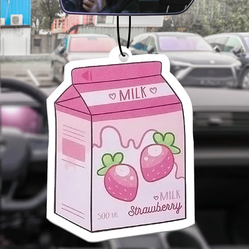 Ambientador de Perfume de aromaterapia para coche, colgante de fragancia de espejo retrovisor de Anime de dibujos animados japoneses, salida de aire, Leche de fresa rosa