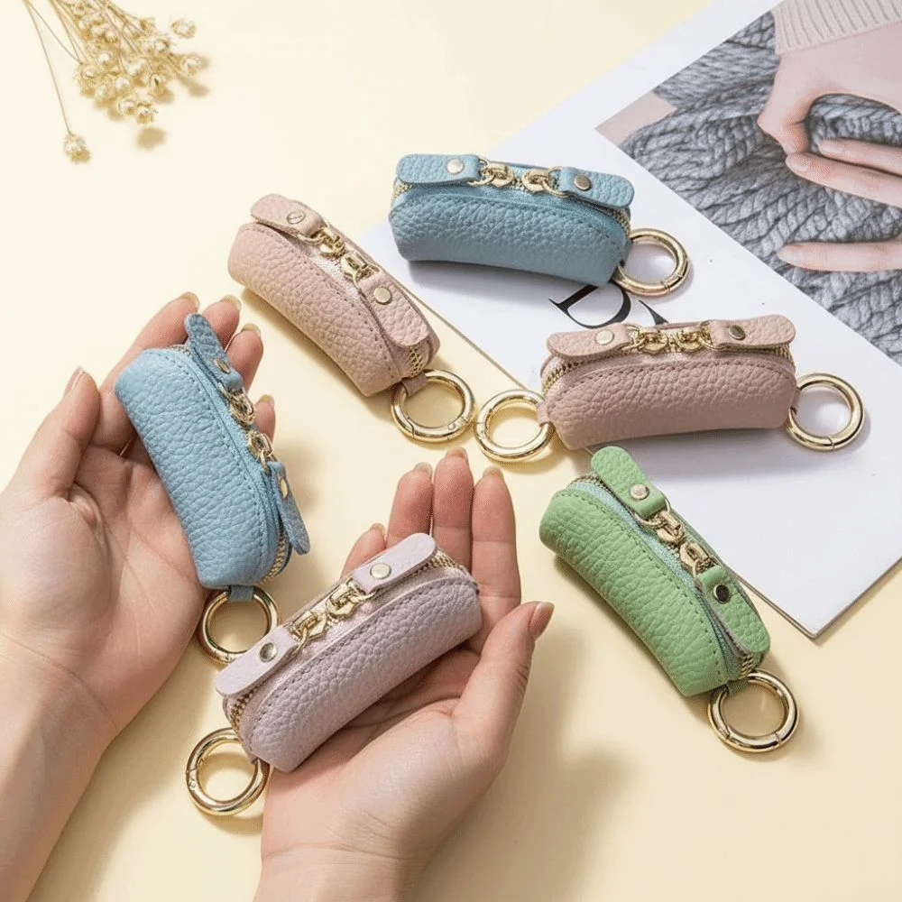 

Polyester Thumb-sized Coin Purse Mini Anti-lost Leather Hanging Bag Solid Color Anti-splash Water Compact Change Bag Bag Decors