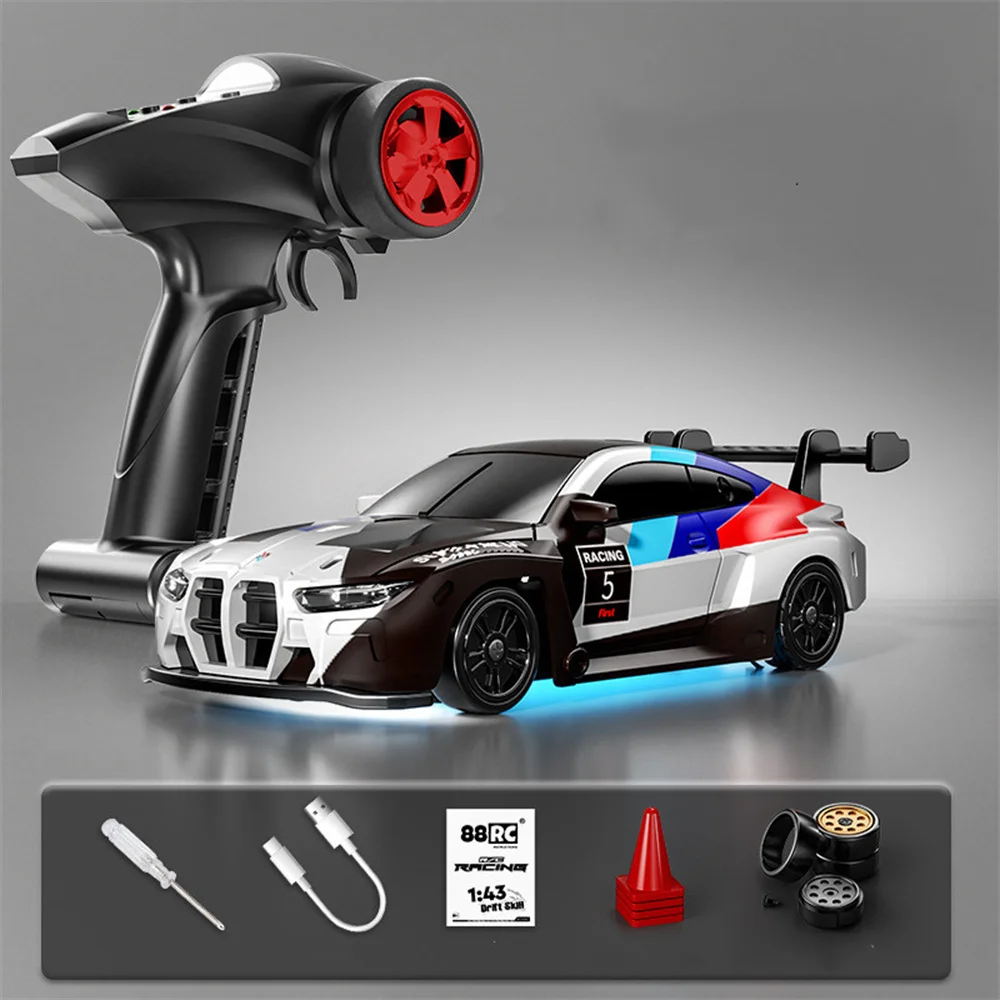 88RC RC43-A1 RTR 1/43 2.4G 4WD Drift Samochód RC z Żyroskopem, Karoseria ze Stopu, Mini Model Wyścigowy na Biurko z Oświetleniem LED