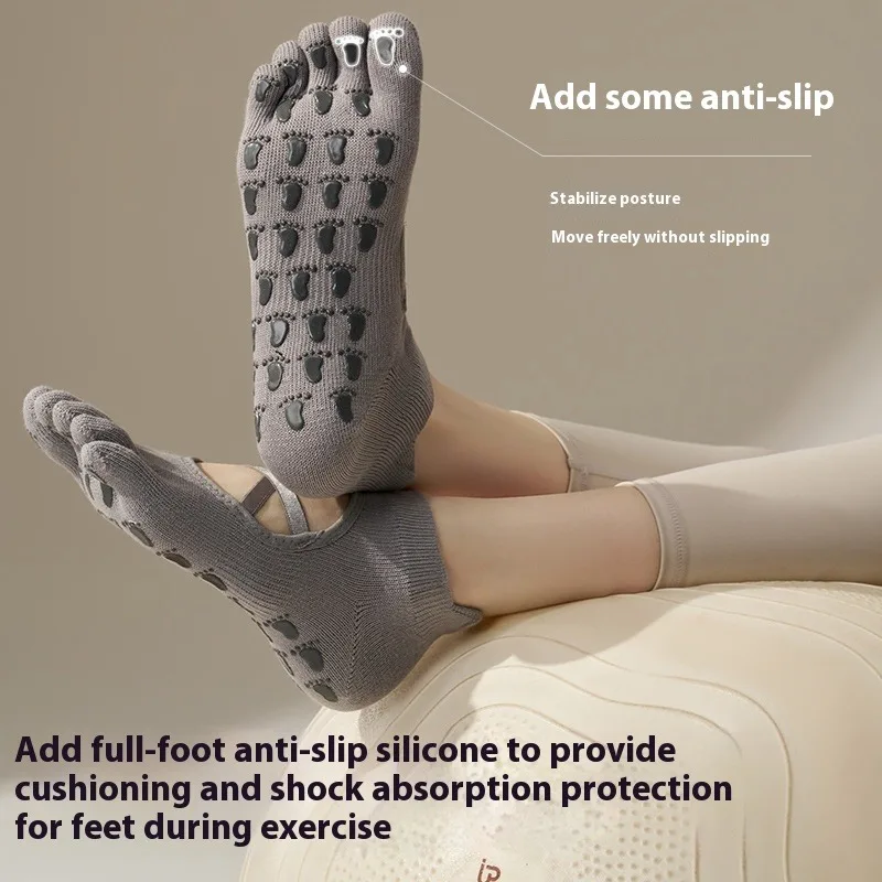 

Женские носки для йоги с пятью пальцами и ручками, профессиональные спортивные противоскользящие носки с открытой спиной для пилатеса, фитнеса и тренировок, хлопковые носки до щиколотки